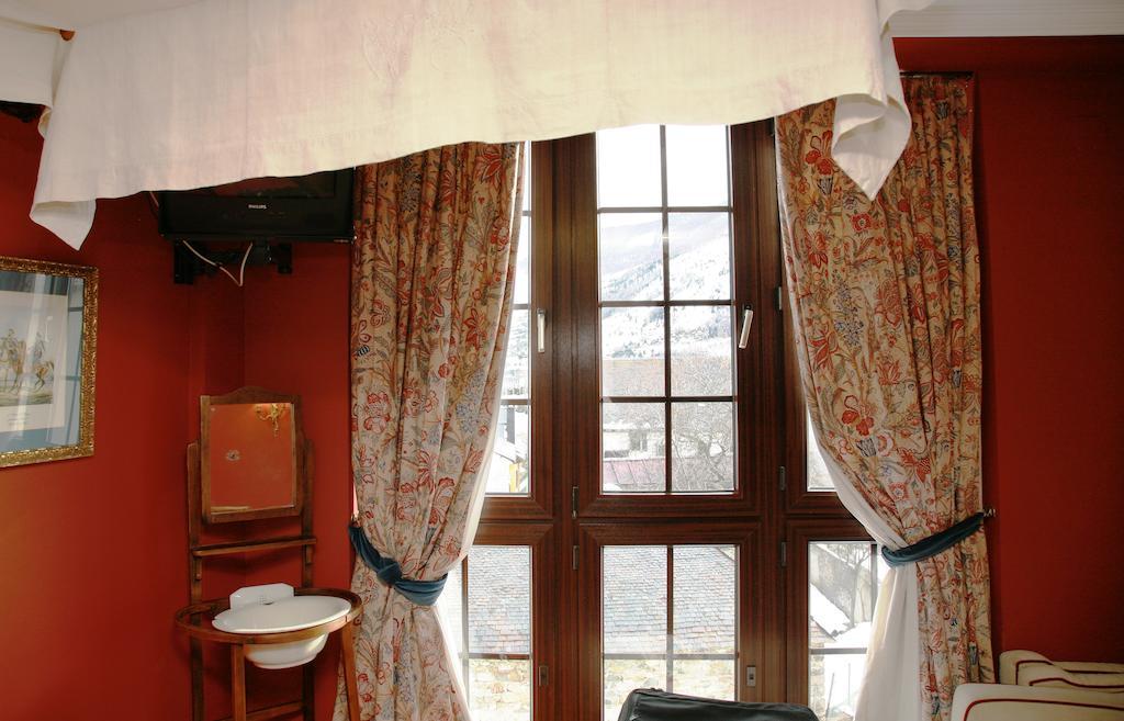 Hotel Almud Sallent de Gállego Cameră foto